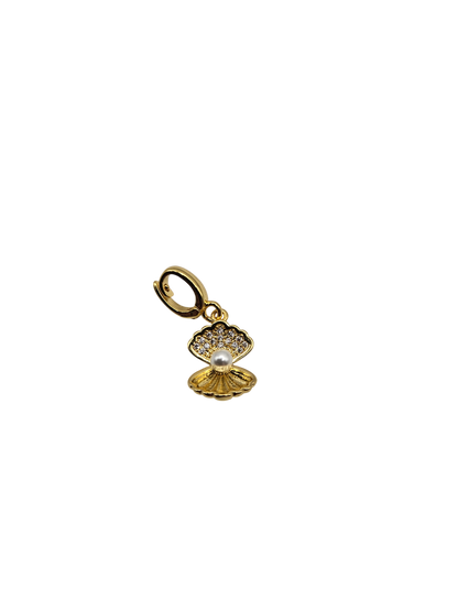 Clam Shell with Pearl Charm